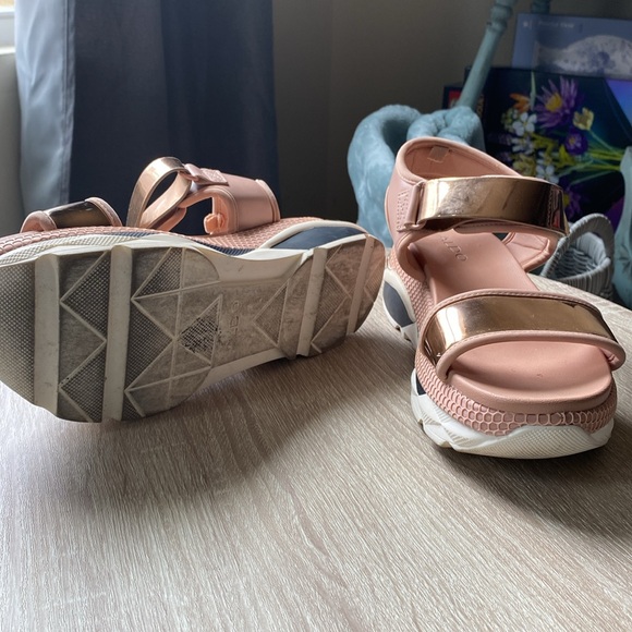 Aldo Zarella Sandal (Rose Gold) w/ Sneaker Platform - Picture 3 of 5